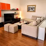 Grand Lth * Tirana