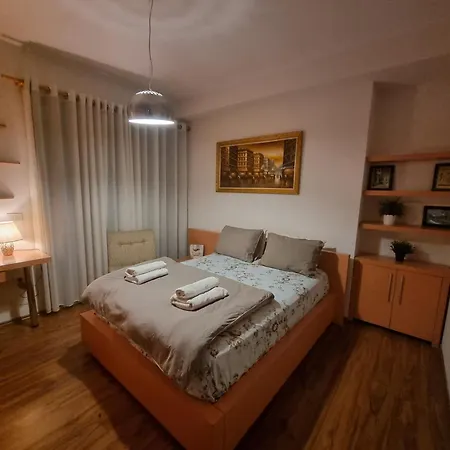Grand Lth Apartmán Tirana